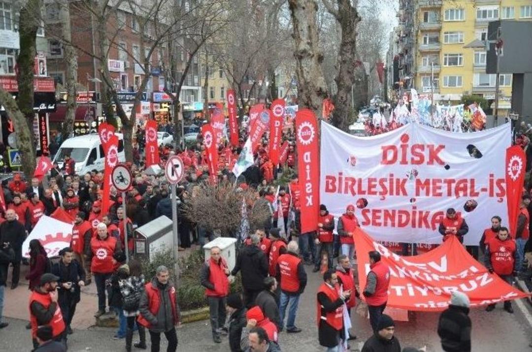 İş&ccedil;ilerin Coşkusu Kutlama Alanını Salladı