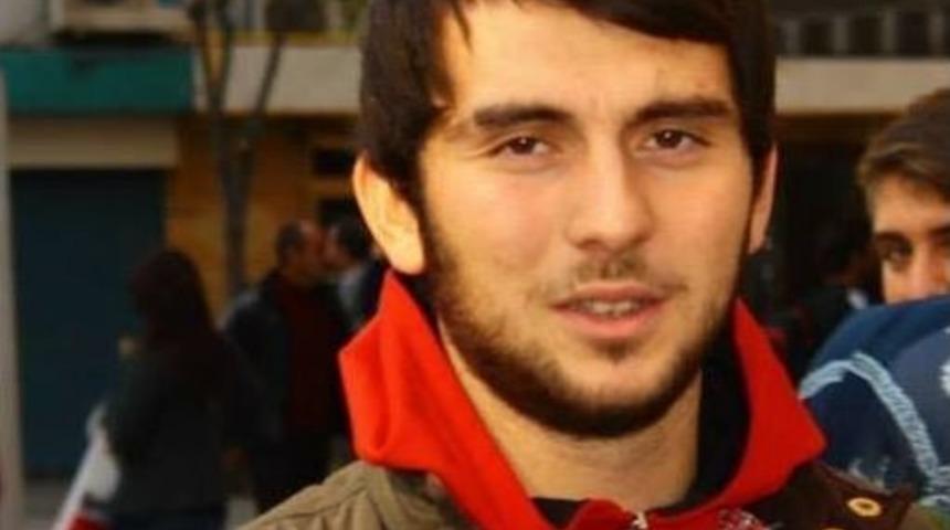 20 Yaşındaki Gen&ccedil; Bı&ccedil;aklanarak &Ouml;ld&uuml;r&uuml;ld&uuml;