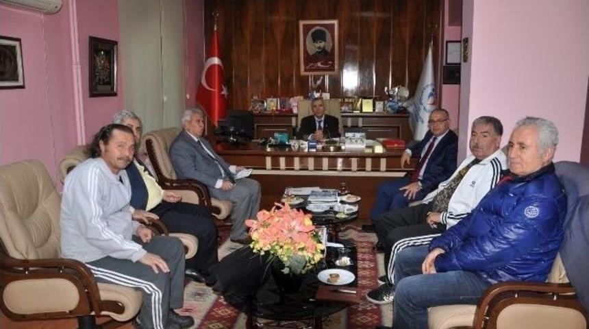 Hentbolun Duayenlerinin Adana Buluşması