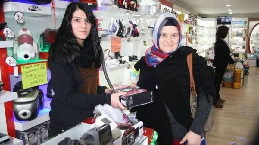 Ekonomik Kriz 14 Şubat&rsquo;ı Da Vurdu