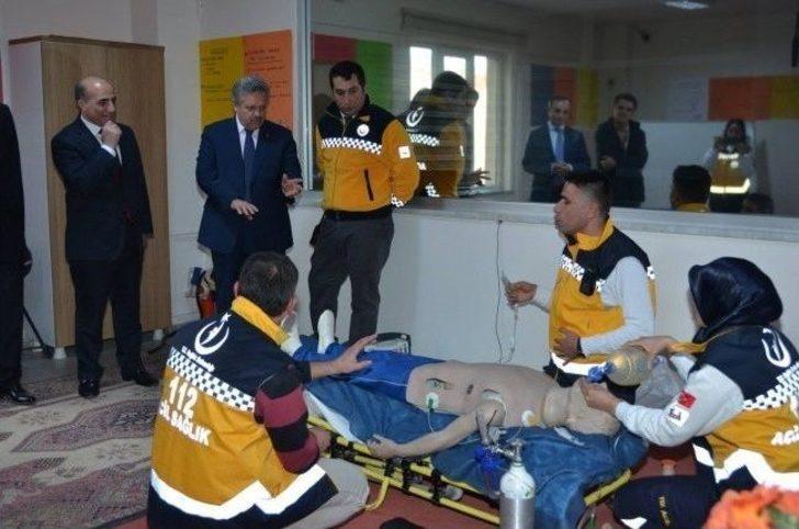 Erzincan’a 6 Adet Tam Donanımlı Kara Ambulansı G5