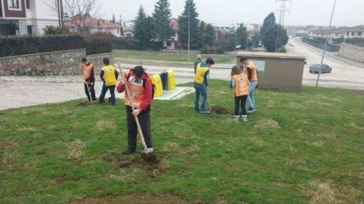 İkinci Sınıf Öğrencilerden Hatıra Ormanı G5