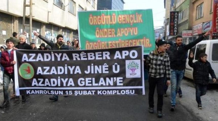 Ağrı'da Öcalan Için Yürüdüler