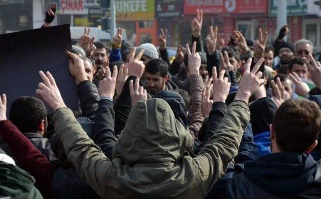 Ağrı'da Öcalan Için Yürüdüler