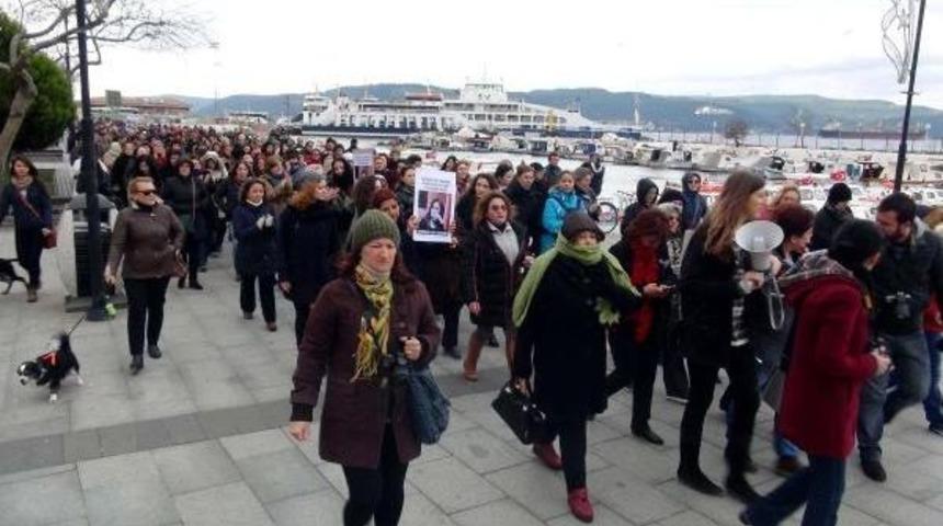 &Ouml;zgecan Eyleminde Kadın- Erkek Tartışması