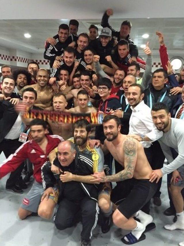 Kayserispor Liderlik Koltuğunu Bırakmadı