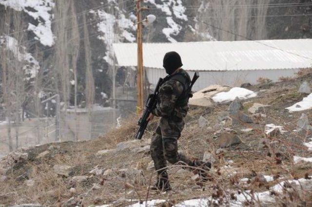 Hakkari Ve Ilçelerinde Kepenkler Açılmadı (3)