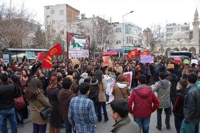 Adıyaman’da Kadınlar, Özgecan İçin Yürüdü