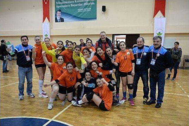 Osmangazi Belediyespor Liderliği Sevdi