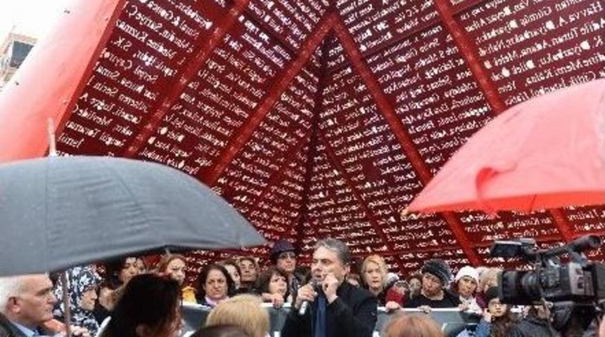 Antalya&rsquo;da Kadınların &Ouml;zgecan Eylemi