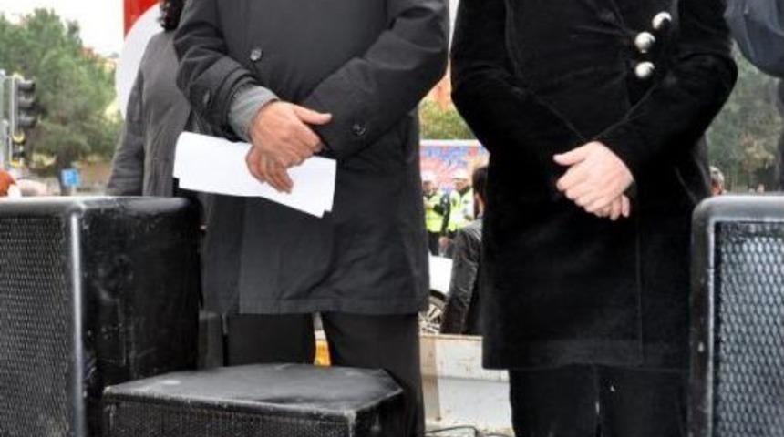 İzmir'de Hdp'liler &Ouml;calan'ın Serbest Bırakılmasını Istedi