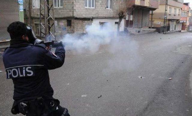 Gaziantep’Te Yasa Dışı Gösteriye Müdahale