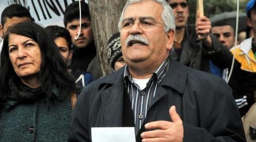 Hdp İl Başkanı Kaya: Devlet &Ouml;calan Ile G&ouml;r&uuml;ş&uuml;yor, Biz Posteriyle Y&uuml;r&uuml;yemiyoruz