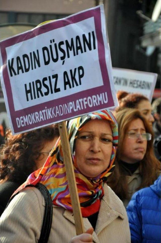 Protestocu Kadınlara ‘Özgecan'a Iyi Olmuş' Diyene Gözaltı