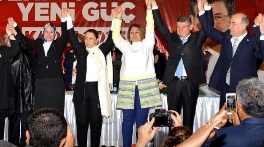 Ak Partili &Ccedil;alık: Kadın Cinayetleri Artmadı, G&ouml;r&uuml;n&uuml;rl&uuml;ğ&uuml; Arttı