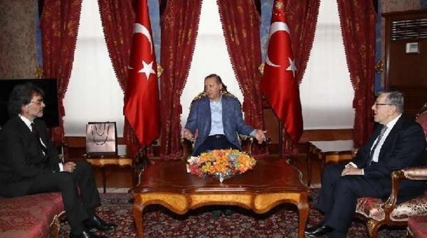Cumhurbaşkanı Erdoğan, T&uuml;rk Musevi Cemaati Başkanı İbrahimzadeh Ile G&ouml;r&uuml;şt&uuml;