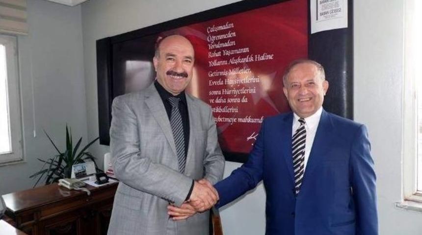 Osman &Ouml;zet Balkar Beldesini Ziyaret Etti