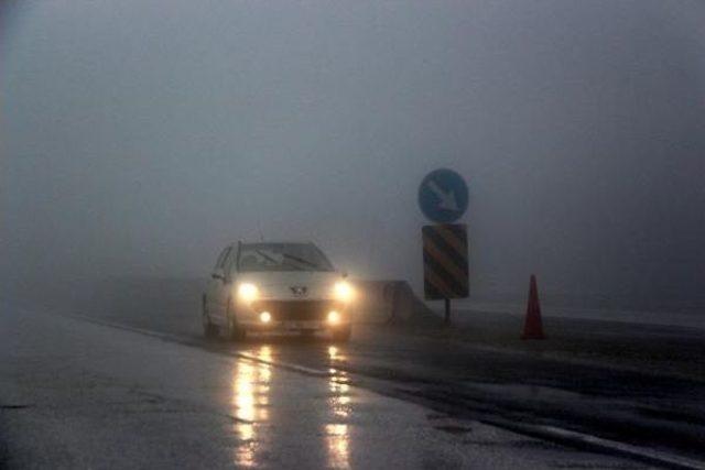 Bolu Dağı'nda Sis Ulaşımı Etkiledi