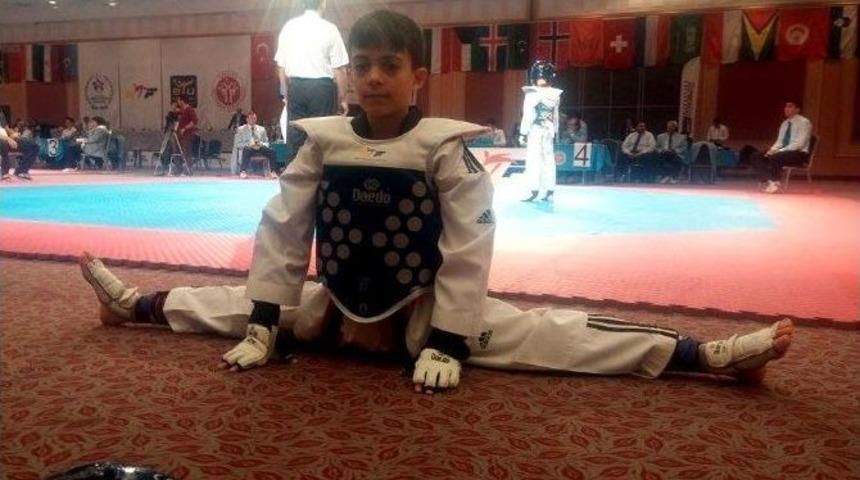Mamak Belediyesi Sporcusu Cemal Efe Avrupa &Uuml;&ccedil;&uuml;nc&uuml;s&uuml; Oldu