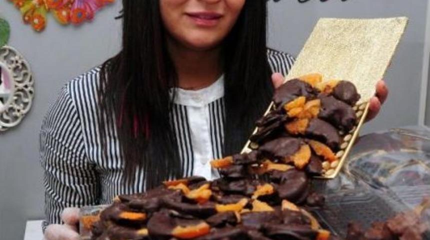 Portakal, Kabuğuyla &Ccedil;ikolataya Girdi