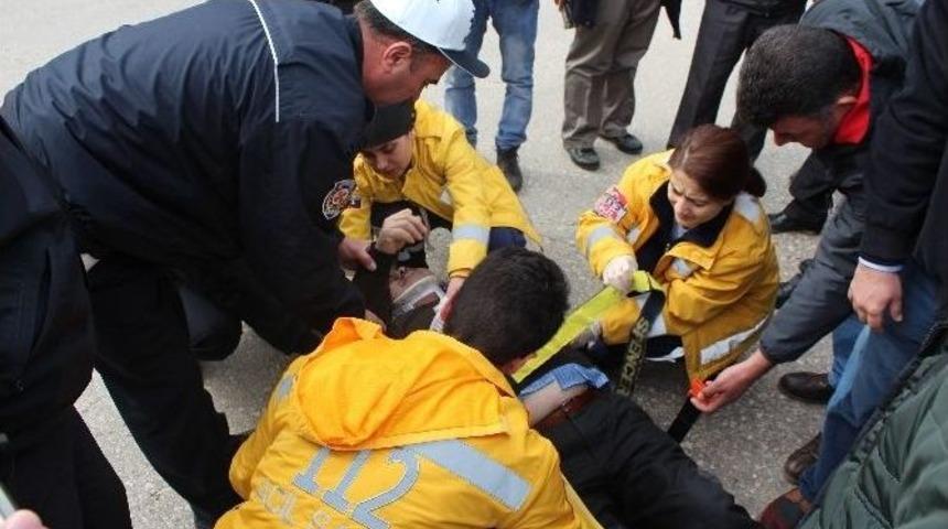 Ordu&rsquo;da Otomobilin &Ccedil;arptığı Yaya Yaralandı