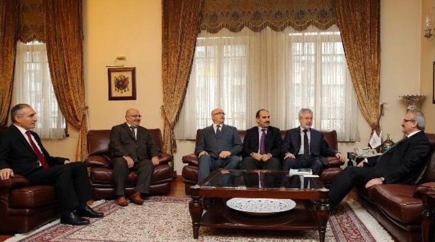 U&uuml; Rekt&ouml;r Adayı Ulcay&rsquo;dan Vali Karaloğlu&rsquo;na Ziyaret