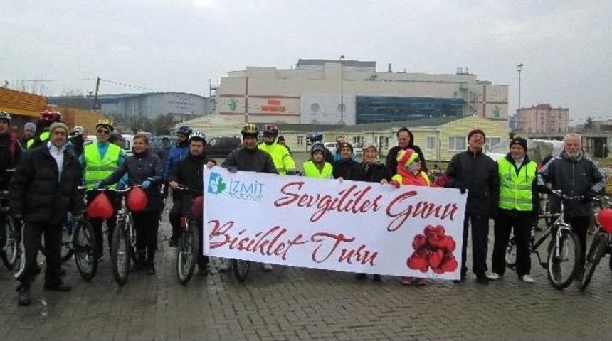 Pedallar Sevgilile R İ&ccedil;in &Ccedil;evrildi