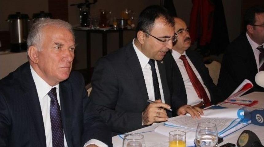 İzmir Valisi Toprak: