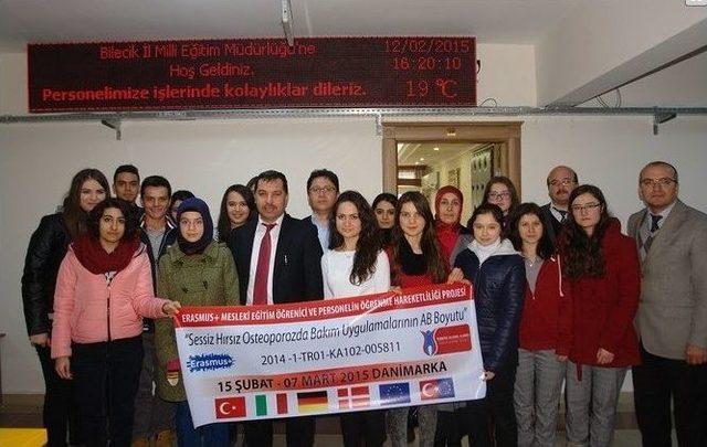 Yurt Dışına Eğitime Gidecek Öğrencilerden İl Milli Eğitim Müdürüne Ziyaret