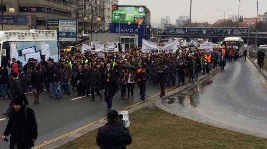 Avukatlar, Cübbeleriyle Tbmm'ye Yürüdü (2)- Yeniden