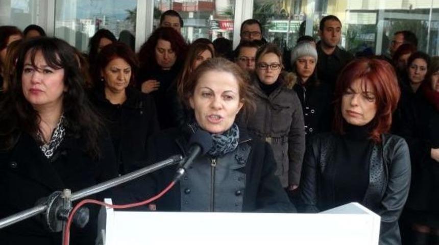 &Ouml;zgecan I&ccedil;in Siyahlara B&uuml;r&uuml;nd&uuml;ler