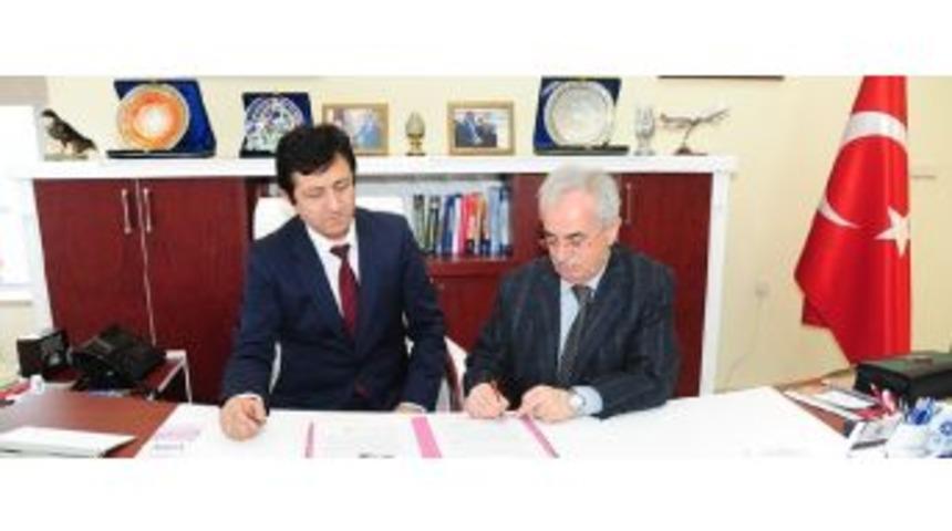 Et&uuml; Kazakistan Ahmet Yesevi &Uuml;niversitesi İle Mevlana Protol&uuml; İmzaladı