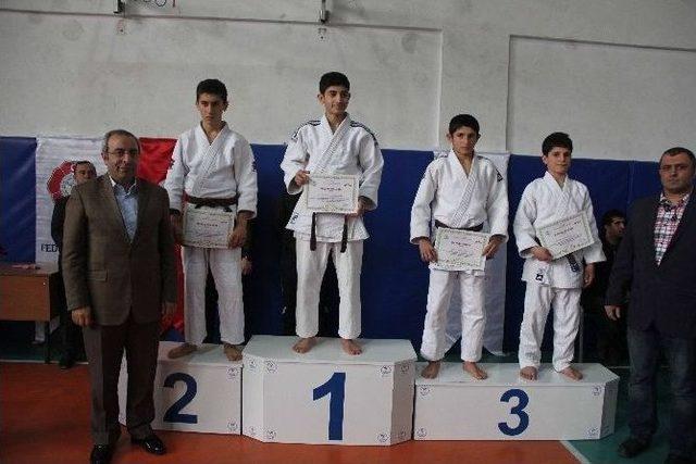 Anadolu Yıldızlar Ligi Judo Yarı Final Müsabakaları