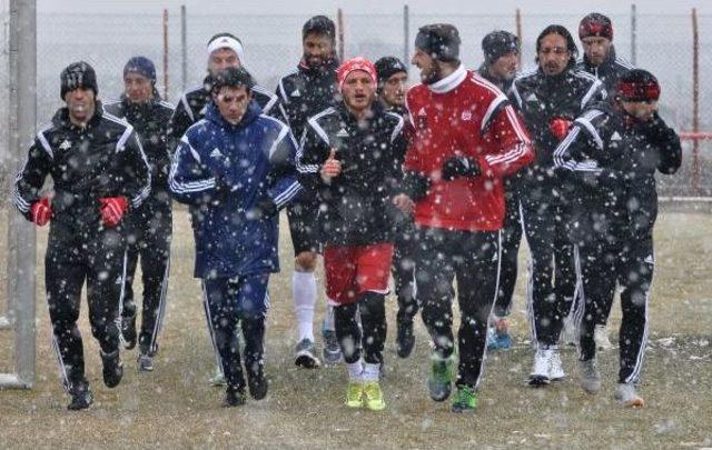 Medicana Sivasspor, Galatasaray Maçı Hazırlıklarına Başladı