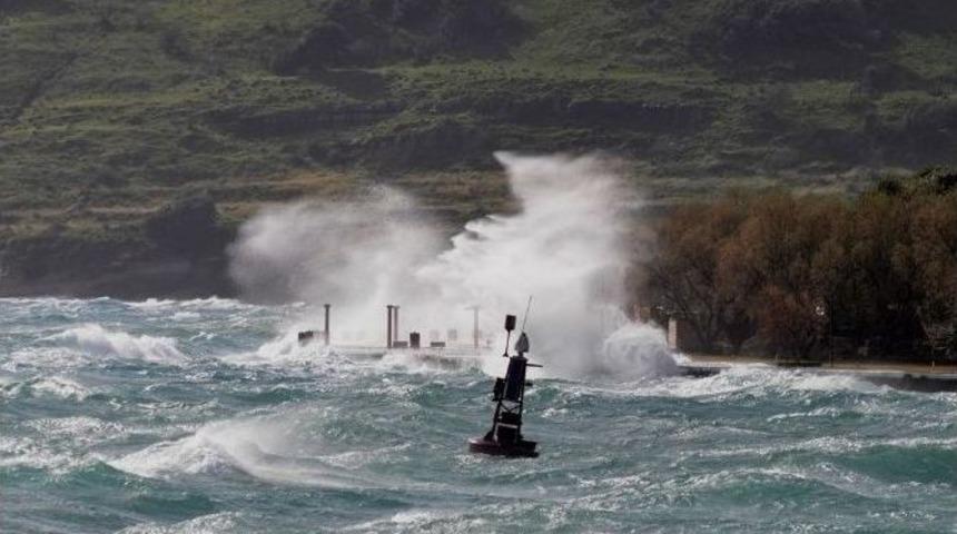 Bodrum&rsquo;a Fırtınayla Birlikte Soğuk Geliyor