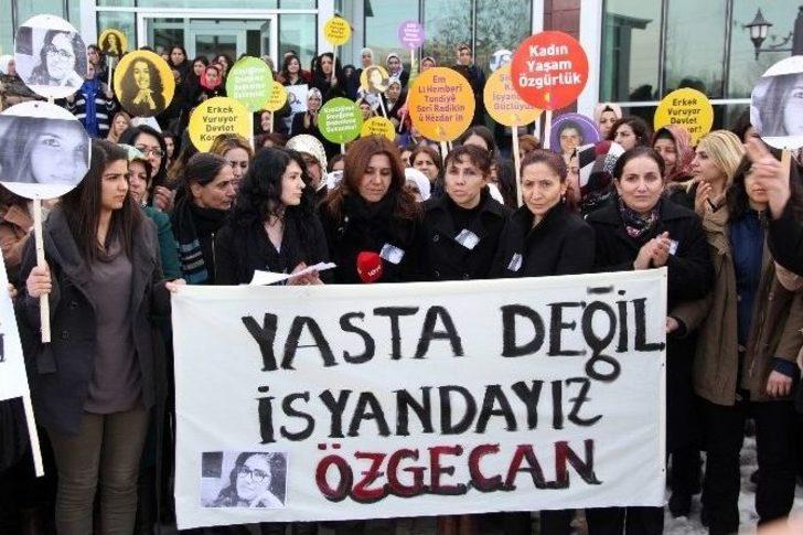 Van’da Özgecan’ın Öldürülmesine Kınama G3