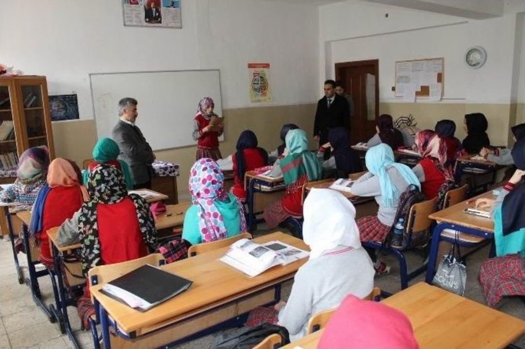 Erzincan&rsquo;da &ldquo;gen&ccedil;lerden Ecdada Mektup&rdquo; Tanıtımları Devam Ediyor