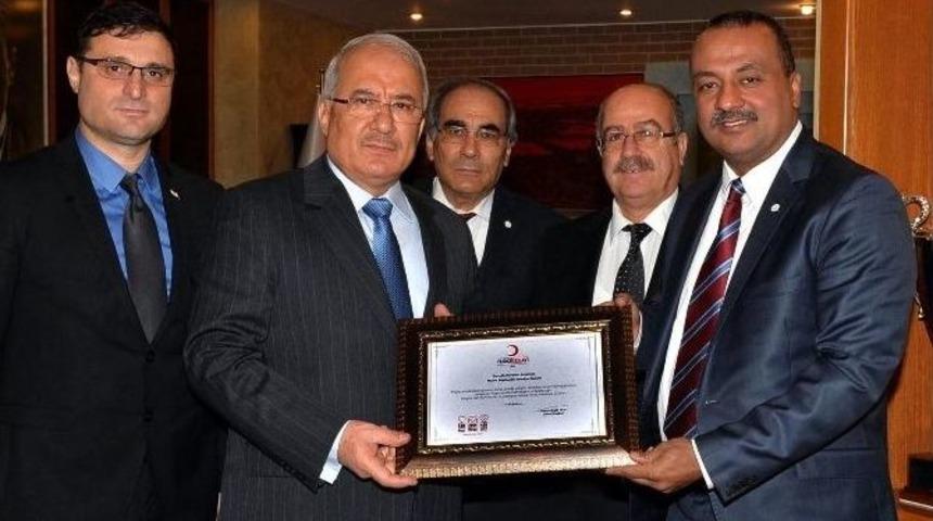 T&uuml;rkmenlere Yardım Ulaştı