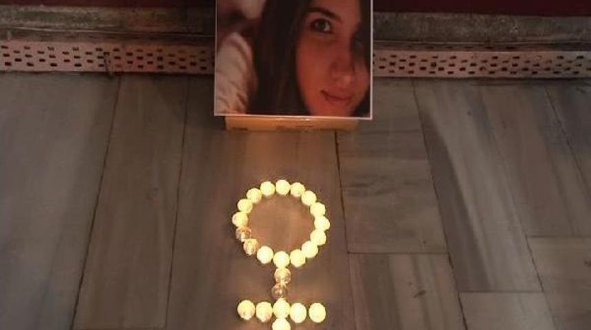 İstanbul &Uuml;niversitesi'nde &Ouml;zgecan Eylemi