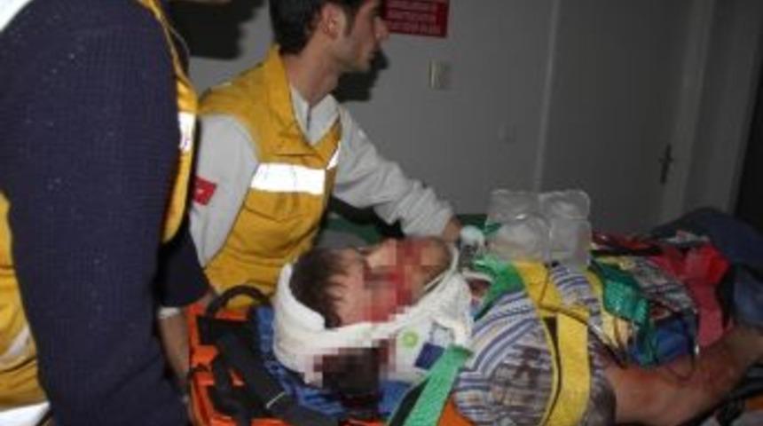 Asans&ouml;r Tamircisi Asans&ouml;r Boşluğuna D&uuml;şerek Yaralandı