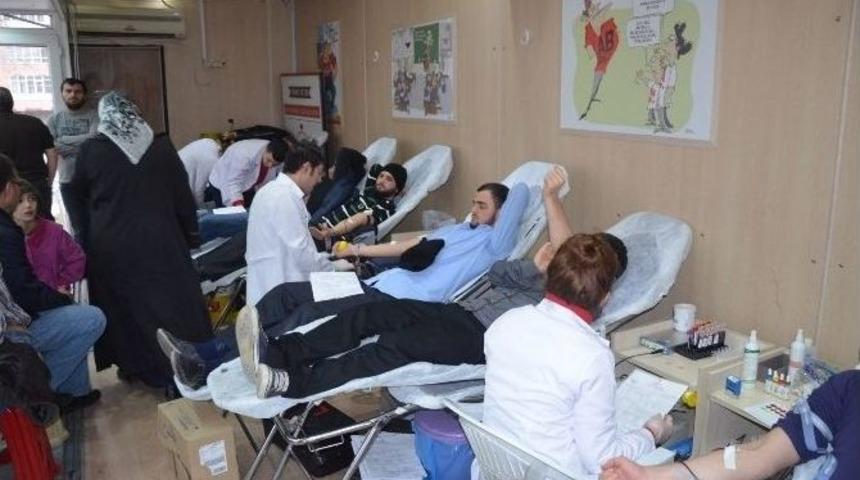 Kızılay Tır&rsquo;ı Fatsa&rsquo;ya Geldi