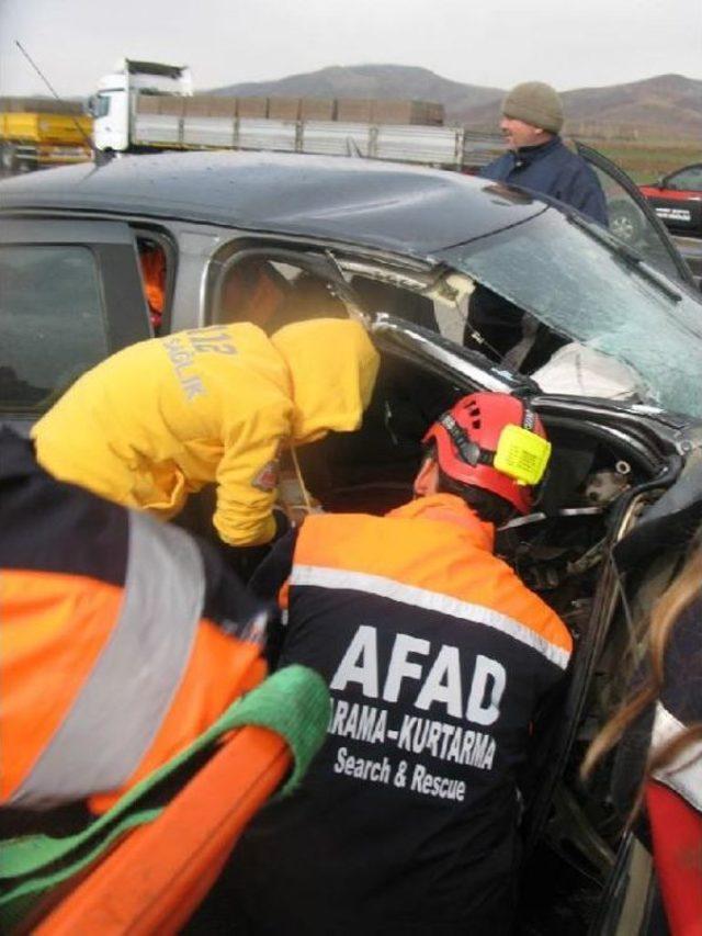 Aksaray’Da Dolu Nedeniyle 4 Ayrı Kaza: 1 Ölü, 12 Yaralı