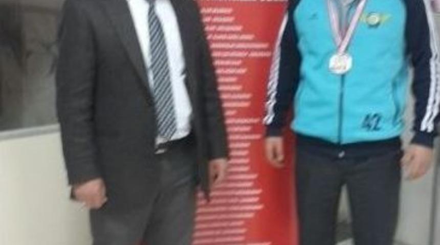 Gazi&rsquo;den, G&uuml;reşte Bir Başarı Daha