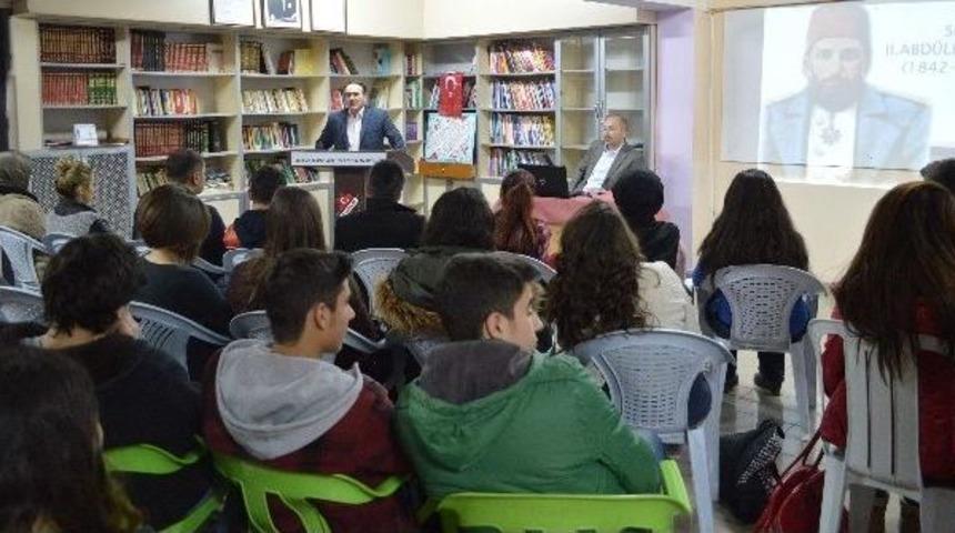 Gen&ccedil;lik Merkezi&rsquo;nden Iı. Abd&uuml;lhamid Han&rsquo;ı Anma Etkinliği