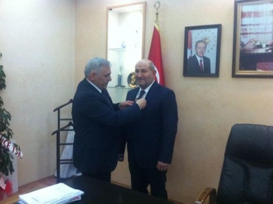 Tam 16 Sene Sonra Hendek&rsquo;te Belediye Başkanı Değişti