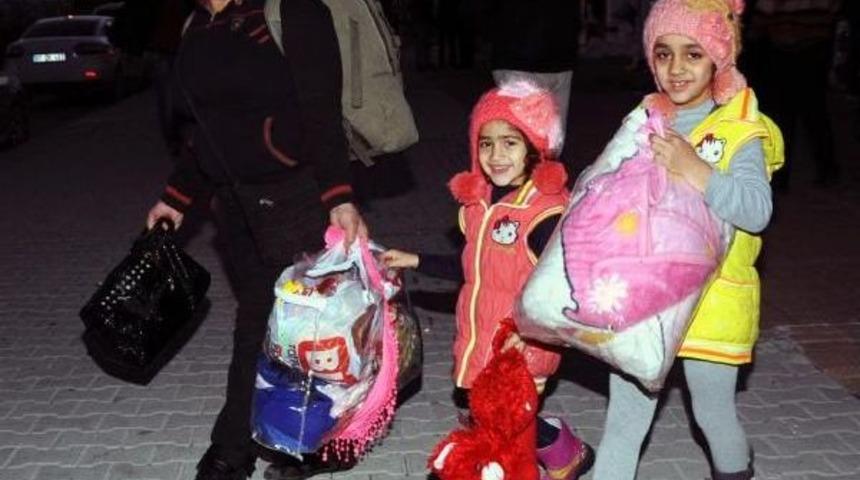 Kamptan Ka&ccedil;an 105 Suriyeli Antalya'da Yakalandı