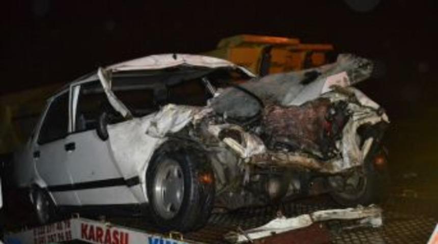 Park Halindeki Araca &Ccedil;arptı, Ağır Yaralandı