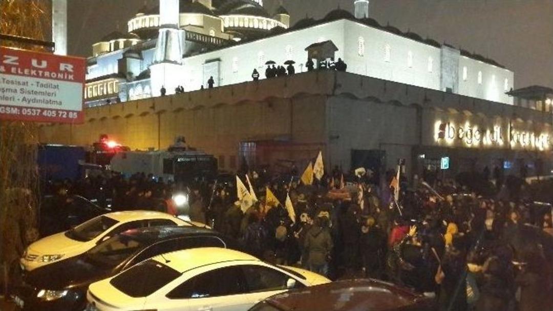 &lsquo;&ouml;zgecan Zinciri&rsquo; Başkent&rsquo;i Dolaştı