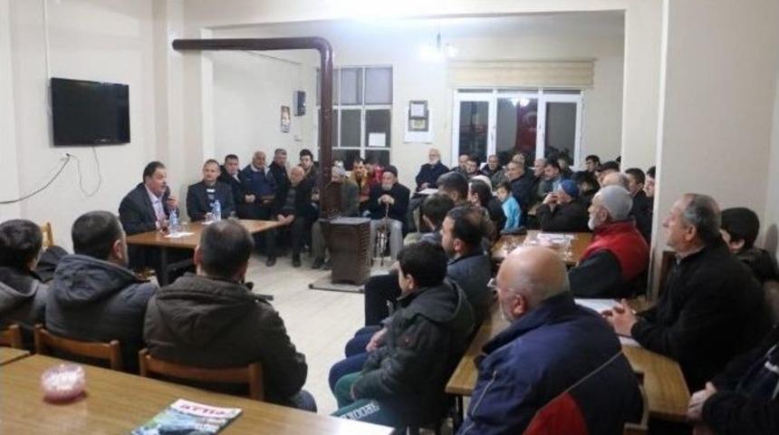 M&uuml;ft&uuml; Emen K&ouml;y K&ouml;y Geziyor