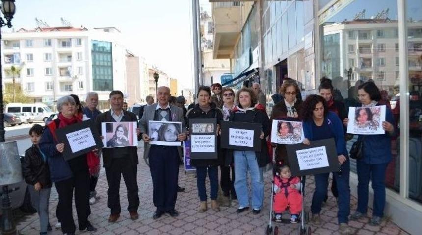 Dalamanlı Kadınlar Özgecan İçin Yürüdü